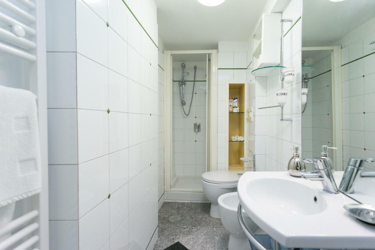 Fontanella Borghese 1Bd Apartment Rome Exterior photo